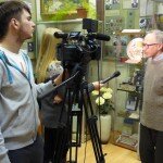 Коллекционер-букинист С.О.Хохлов дает интервью для программы "Акцент" ТРК "Лобня"